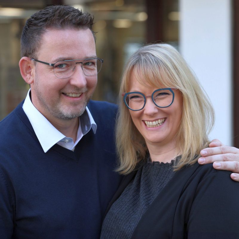 Kontakt Optik Wagner Metzingen - Inhaber Silvio Flemmig und seine Frau Melanie Flemmig